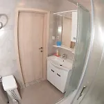 Apartma April