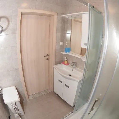 Appartement April